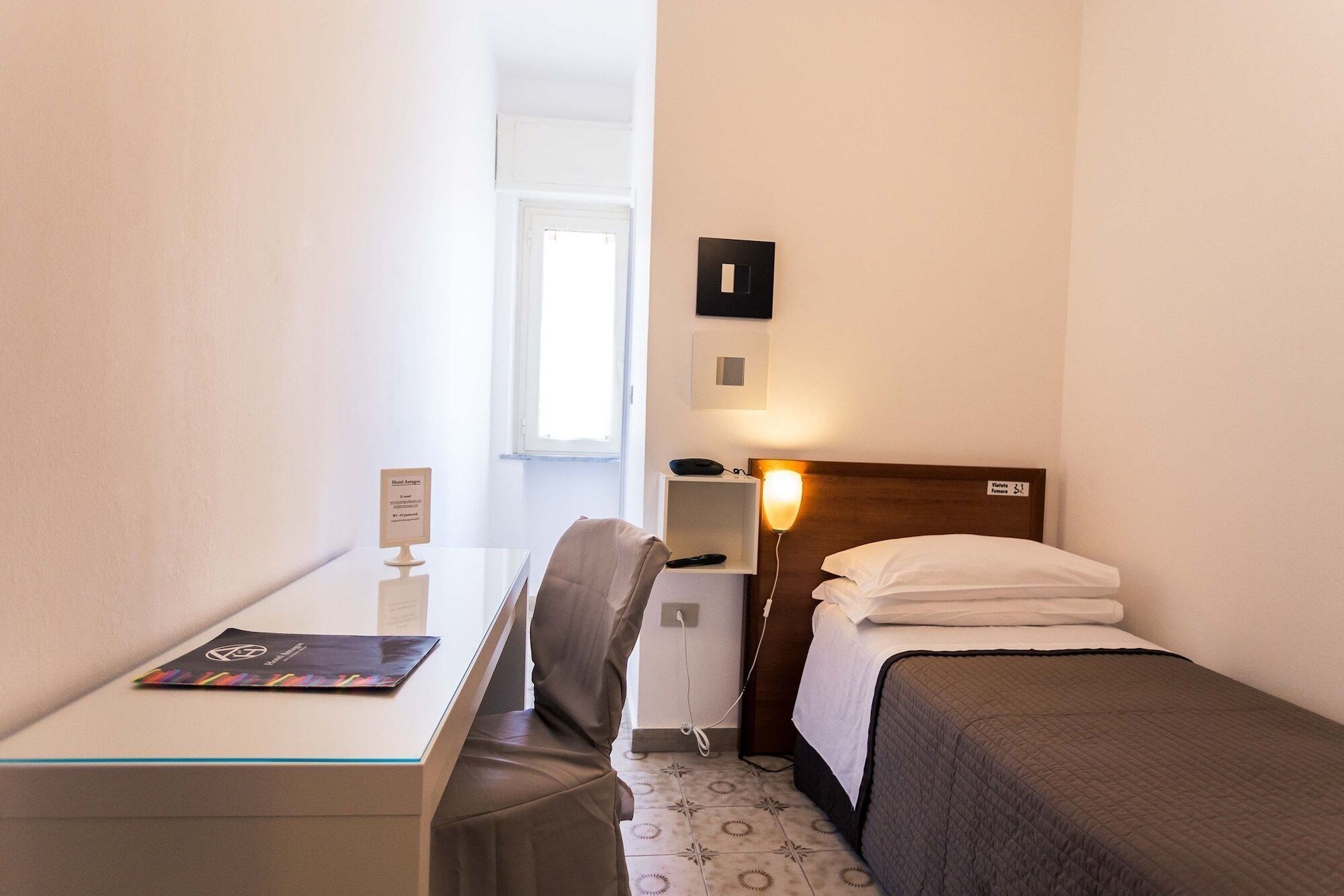 Hotel Antagos Montesilvano Marina Exteriör bild